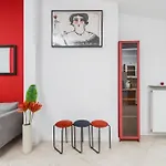 Unique Spacious 3 Bedroom - Old Town Loft - By Upstairs Krakau