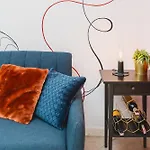 Unique Spacious 3 Bedroom - Old Town Loft - By Upstairs