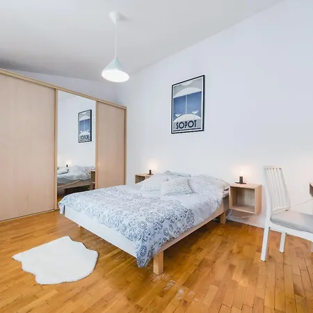 Apartment Unique Spacious 3 Bedroom - Old Town Loft - By Upstairs