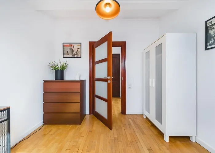 Appartement Unique Spacious 3 Bedroom - Old Town Loft - By Upstairs