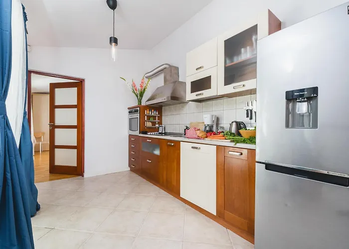 Appartement Unique Spacious 3 Bedroom - Old Town Loft - By Upstairs